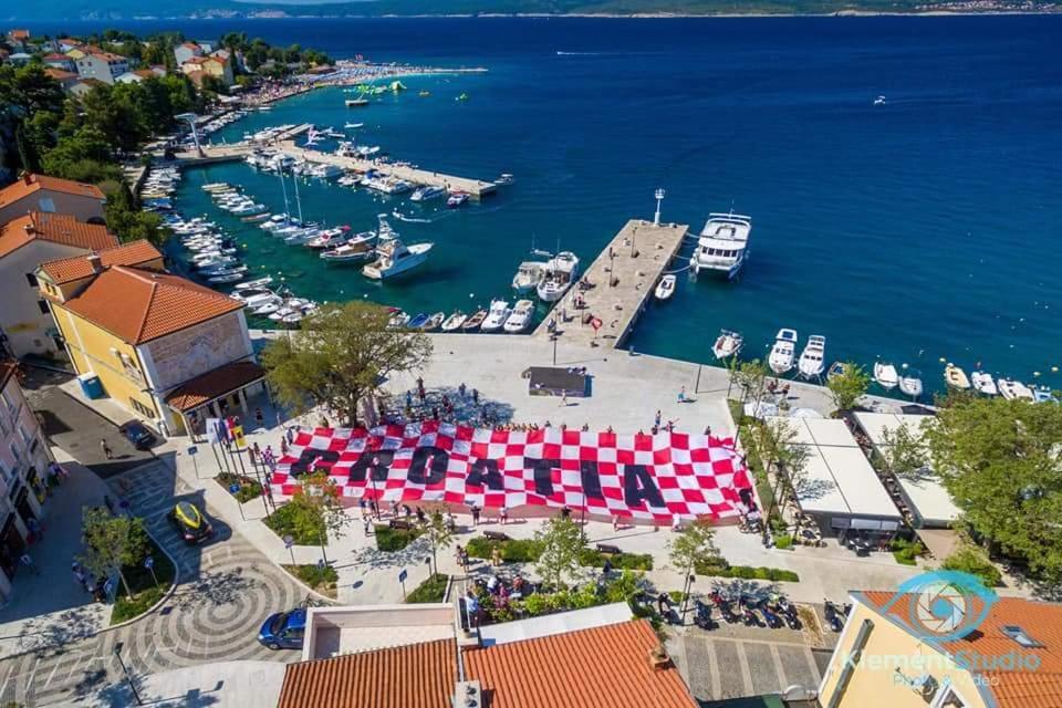 Apartments Adriatic Selce Exterior photo