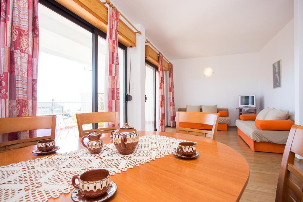 Apartments Adriatic Selce Exterior photo